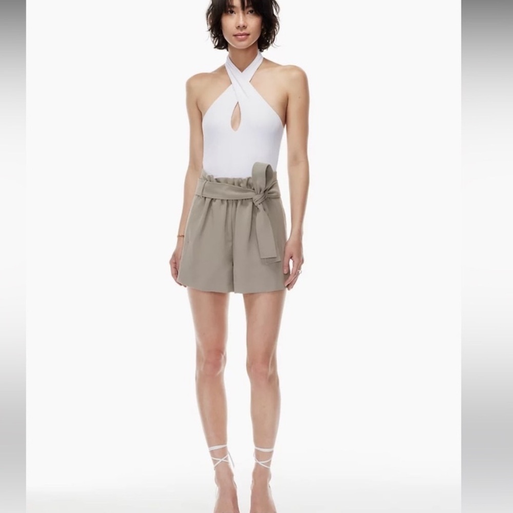 Wilfred Aritzia Bossier High Rise Front Tie Shorts